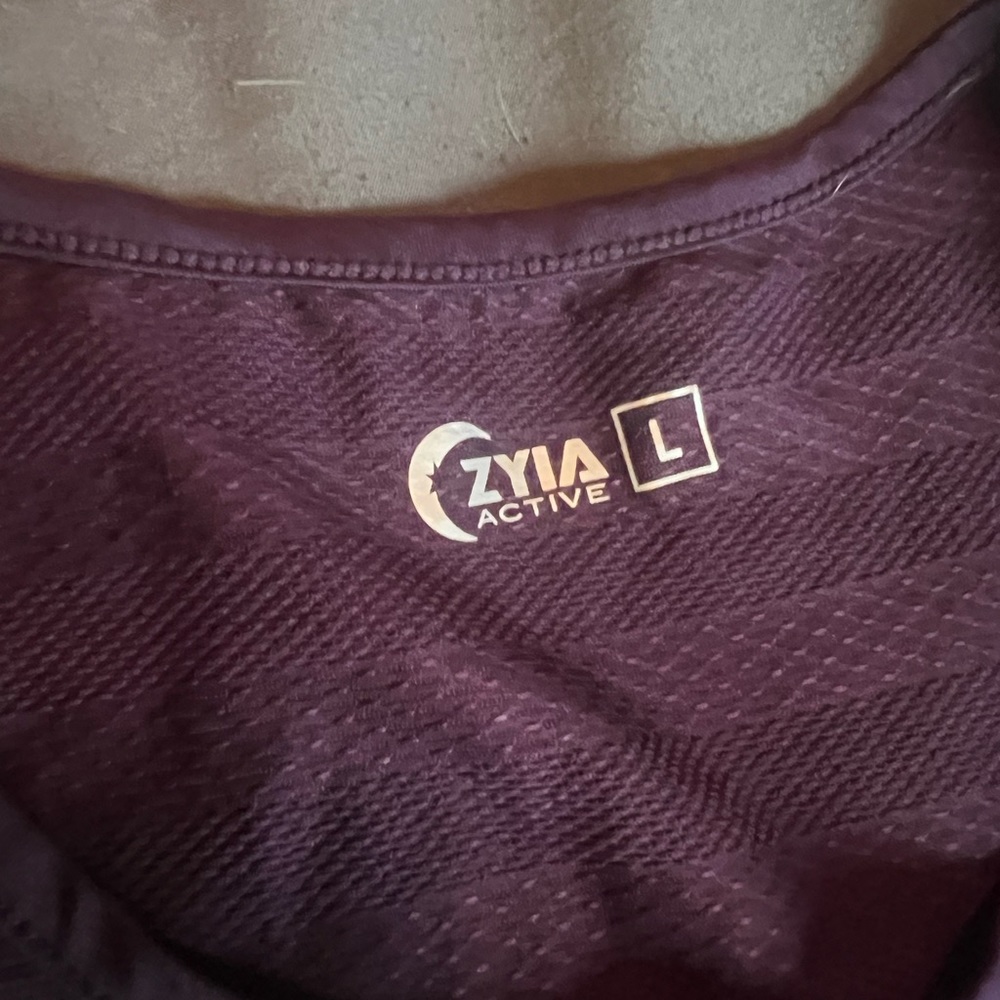 Set Of 2 Zyia Tanks Size Large - image 2